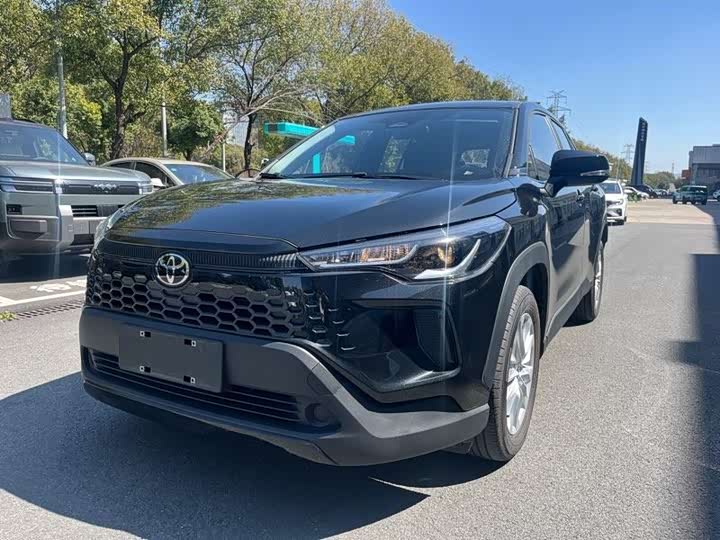 Фото 1 - Toyota Corolla Cross