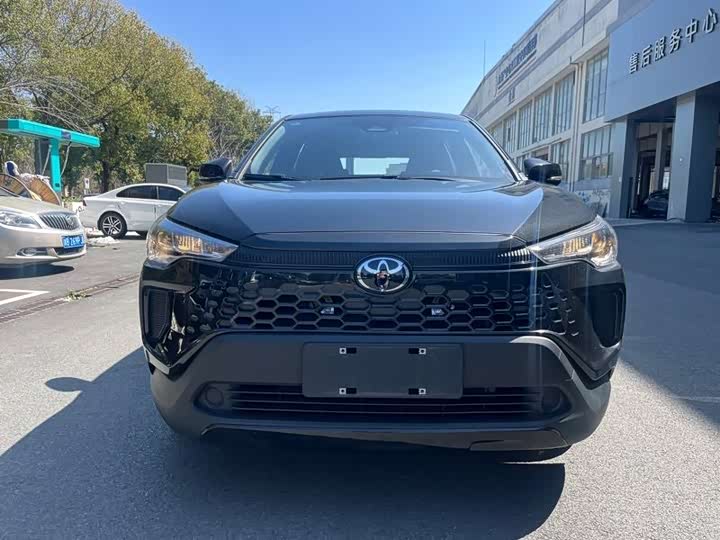 Фото 2 - Toyota Corolla Cross