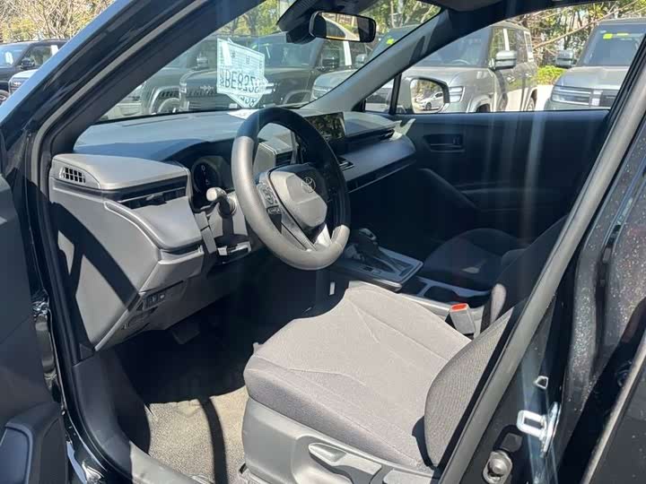 Фото 4 - Toyota Corolla Cross