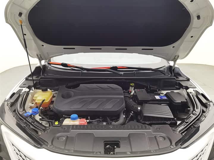 Фото 6 - Changan UNI-T