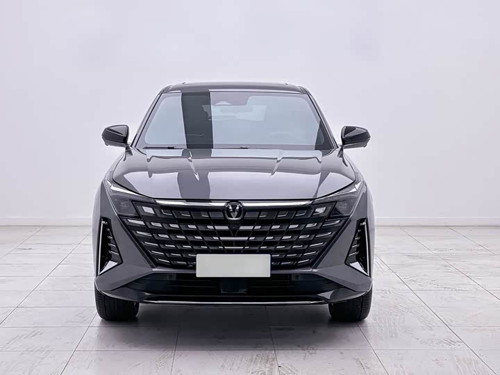 Photo 2 - Changan UNI-Z