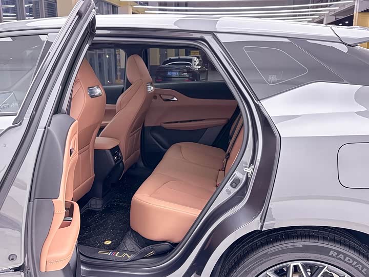 Photo 7 - Changan UNI-Z