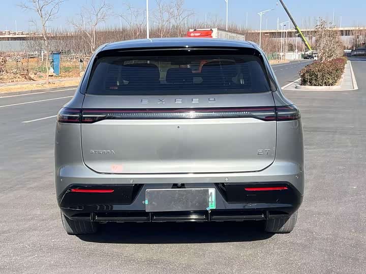 Фото 8 - Exeed Sterra ET