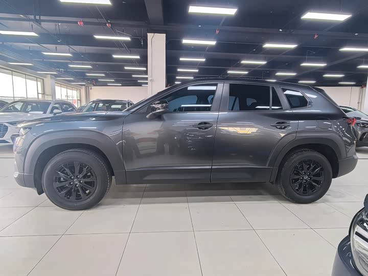 Photo 7 - Mazda CX-50