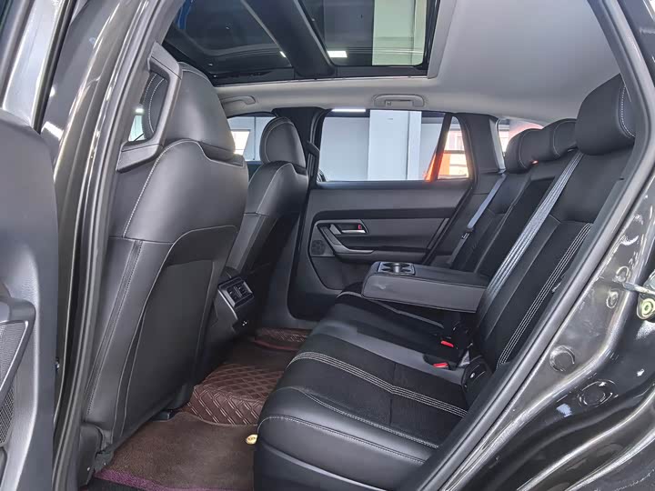 Photo 9 - Mazda CX-50