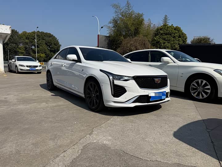 Фото 3 - Cadillac CT4