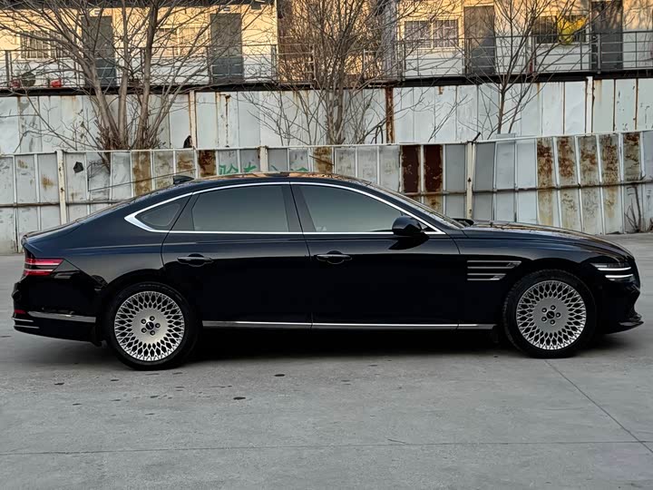 Фото 5 - Genesis G80