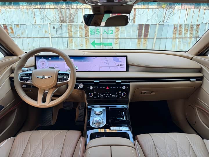 Фото 9 - Genesis G80