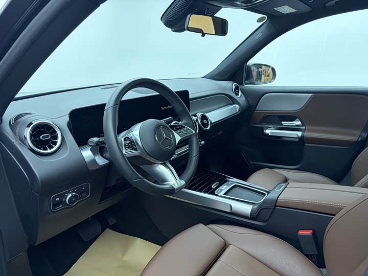 Фото 7 - Mercedes-Benz GLB-Class