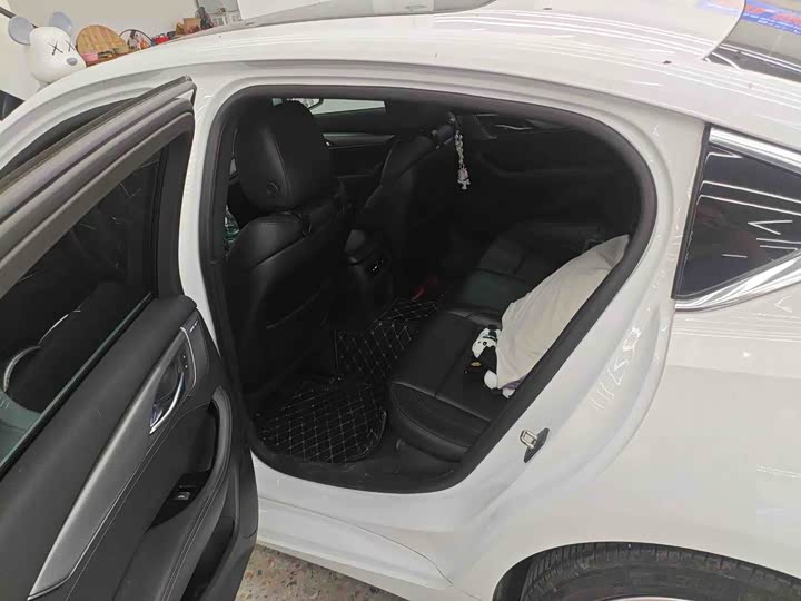 Фото 7 - Cadillac CT5