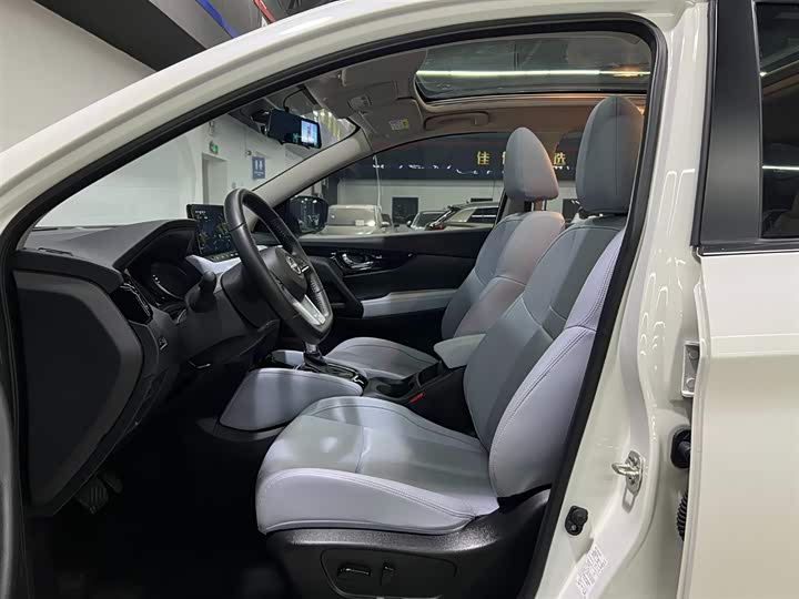 Nissan Qashqai 2025 2025款 荣誉 2.0L CVT XV+领先版