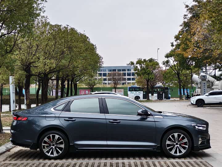 Фото 5 - Geely Preface
