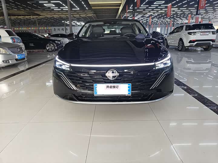 Фото 1 - Nissan Teana