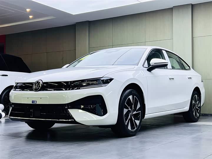 Фото 1 - Volkswagen Sagitar L