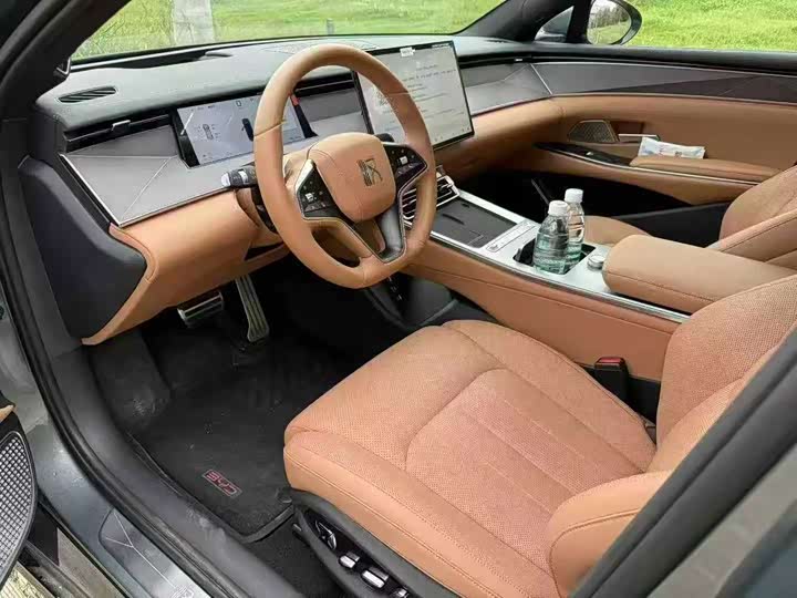 Фото 3 - BYD Han L