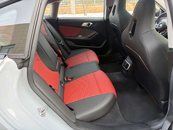 Фото 3 - BMW 2 Series