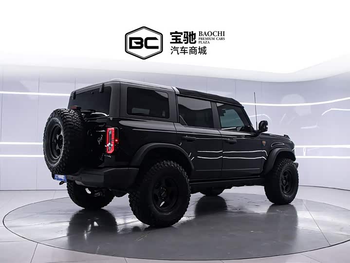 Фото 3 - Ford Bronco