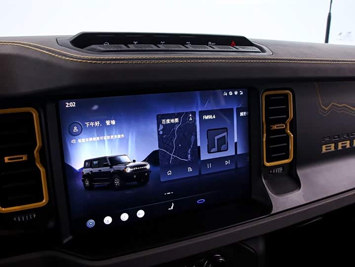 Фото 8 - Ford Bronco