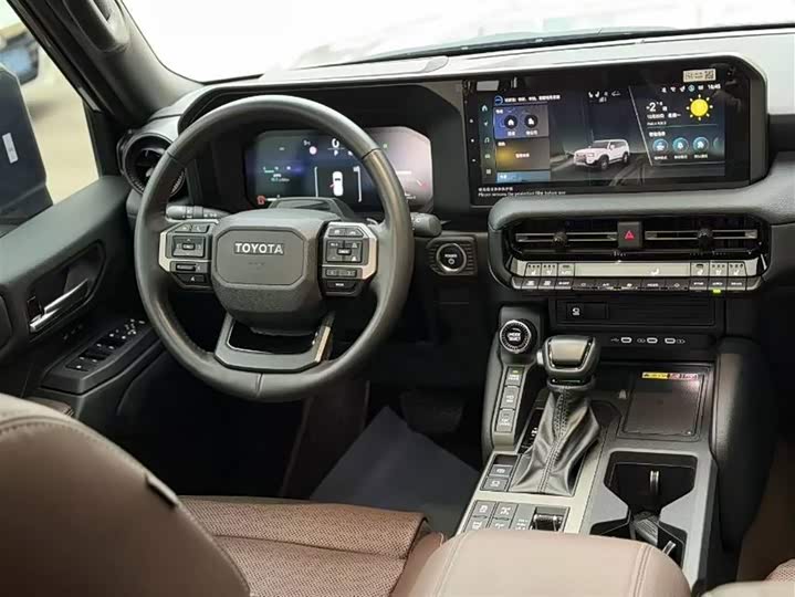 Фото 4 - Toyota Prado