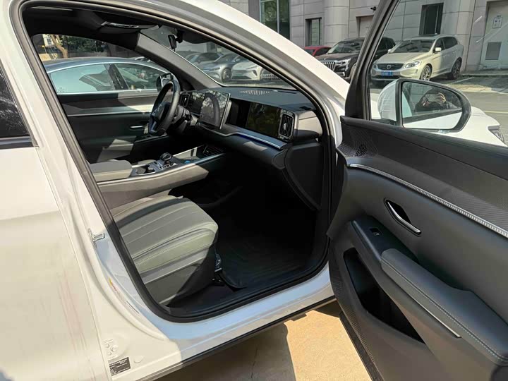 Фото 9 - BYD Song Pro Hybrid