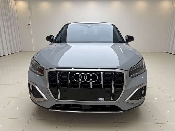 Фото 2 - Audi Q2L