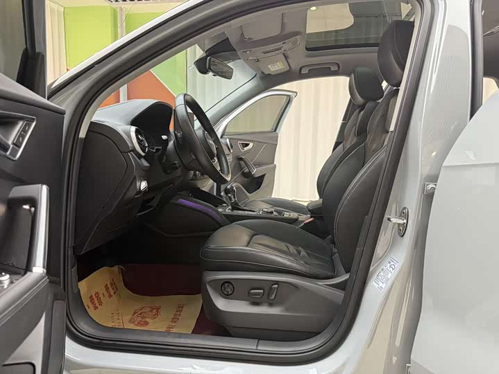 Фото 4 - Audi Q2L