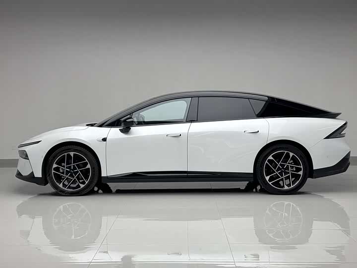 Фото 7 - XPeng F57