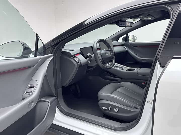 Фото 9 - XPeng F57