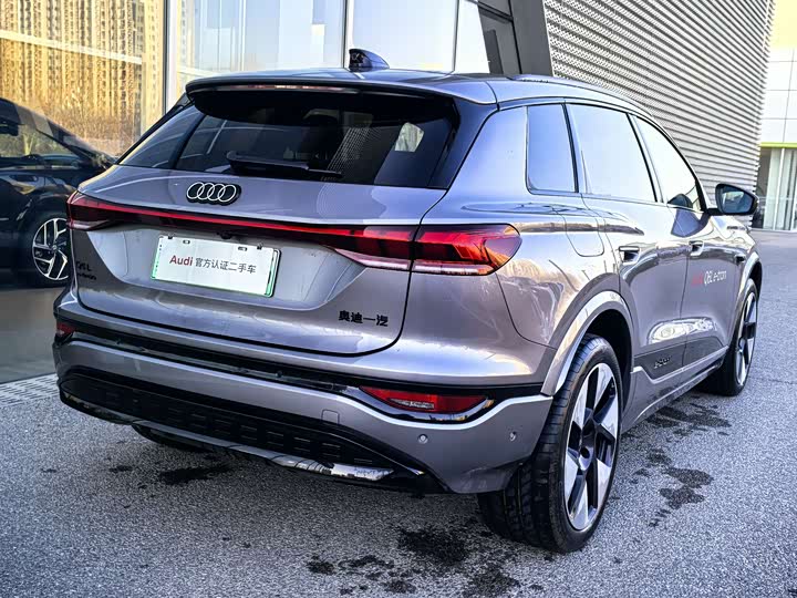 Фото 5 - Audi Q6L e-tron