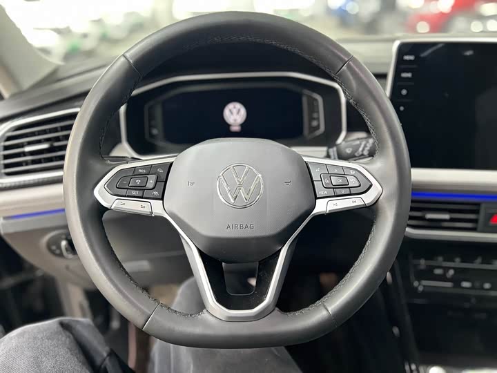 Photo 9 - Volkswagen Tayron GTE Hybrid