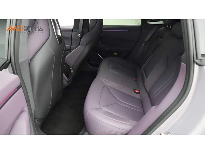 Фото 7 - XPeng P7