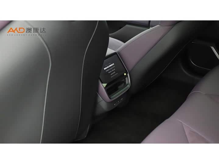 Фото 9 - XPeng P7