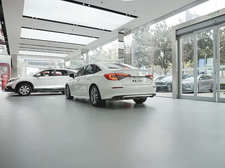 Фото 4 - Honda Civic