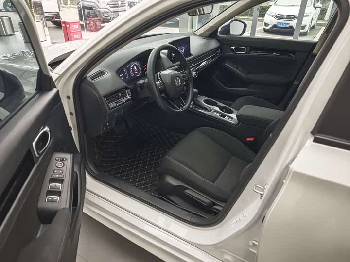 Фото 7 - Honda Civic