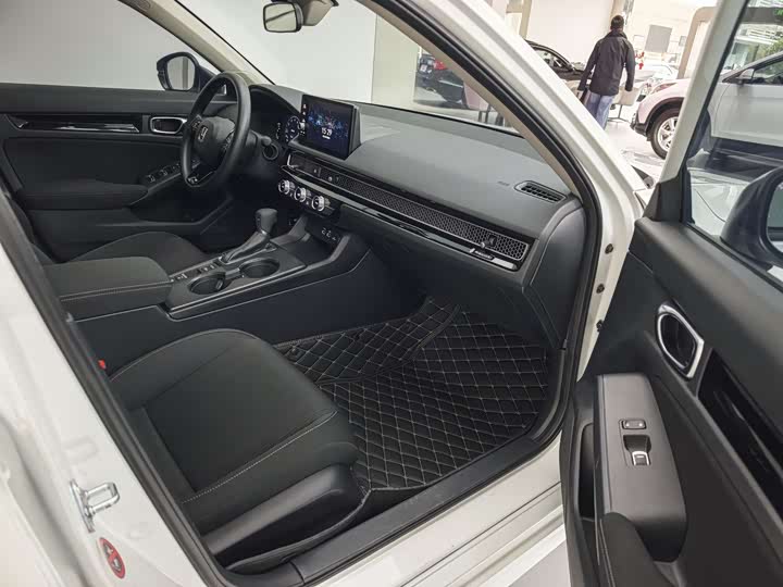 Фото 9 - Honda Civic