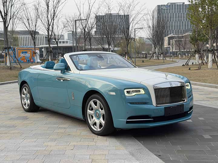 Фото 2 - Rolls-Royce Dawn