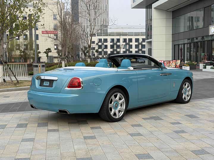 Фото 5 - Rolls-Royce Dawn