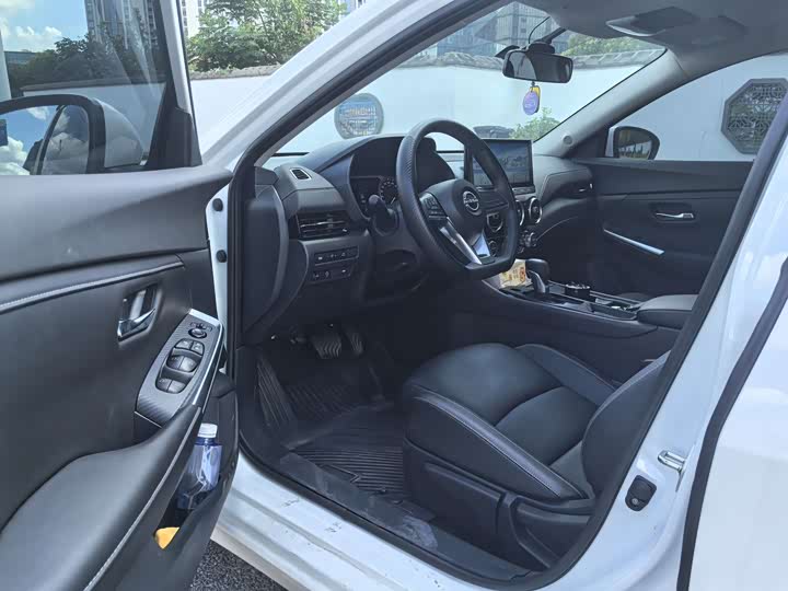 Фото 6 - Nissan Sylphy