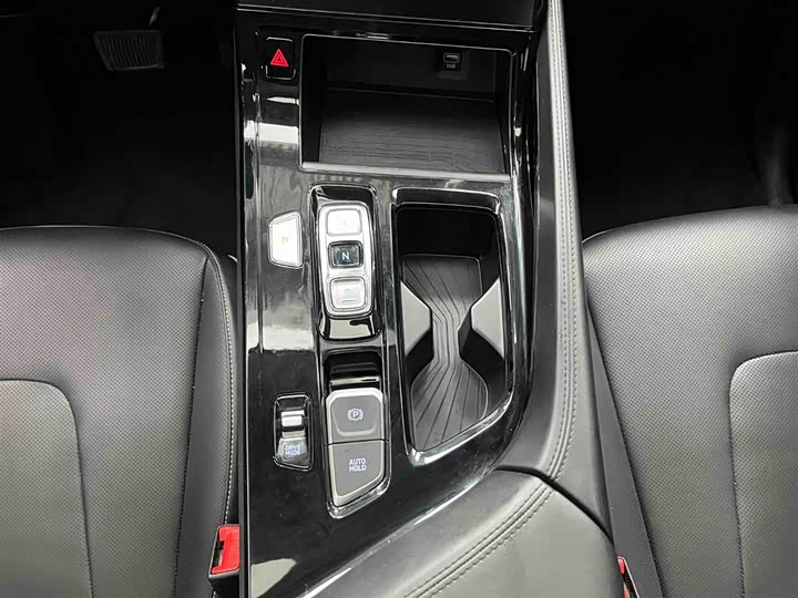 Фото 5 - Hyundai Custo