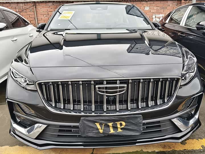 Фото 2 - Geely Preface