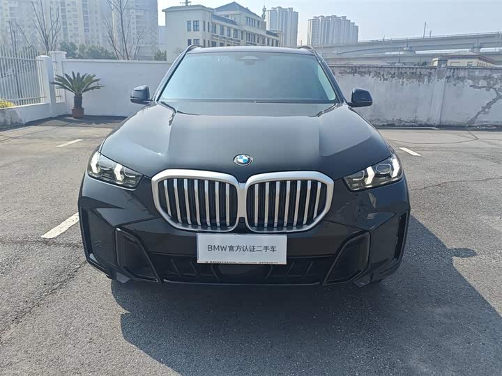 Фото 2 - BMW X5