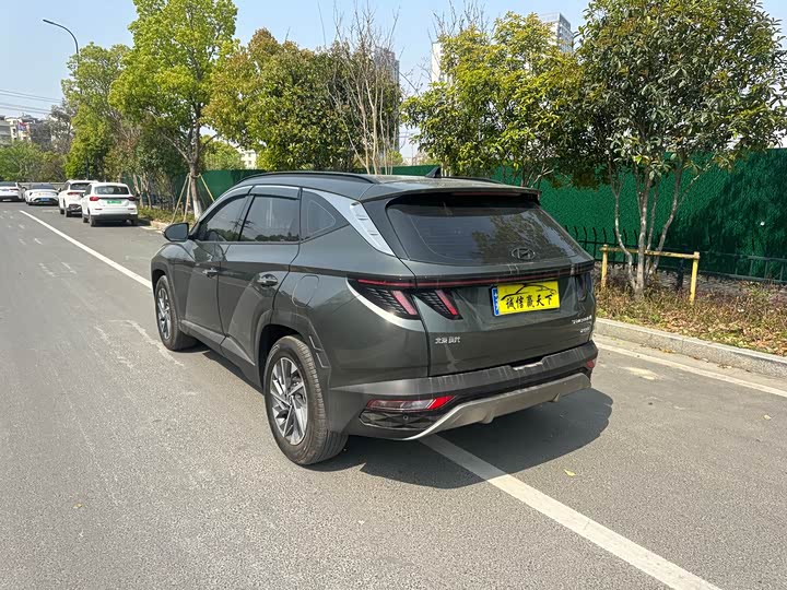 Фото 7 - Hyundai Tucson L