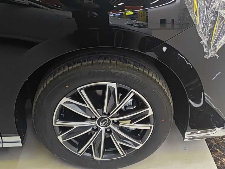 Фото 7 - GAC Trumpchi M8