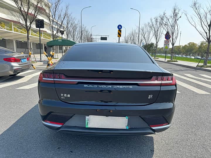 Фото 5 - BYD Han