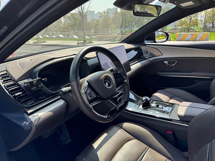 Фото 9 - BYD Han