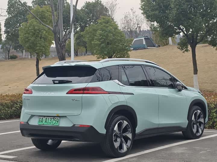 Фото 4 - GAC Aion V