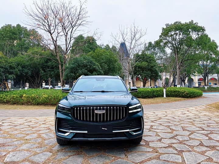 Фото 2 - Geely Monjaro