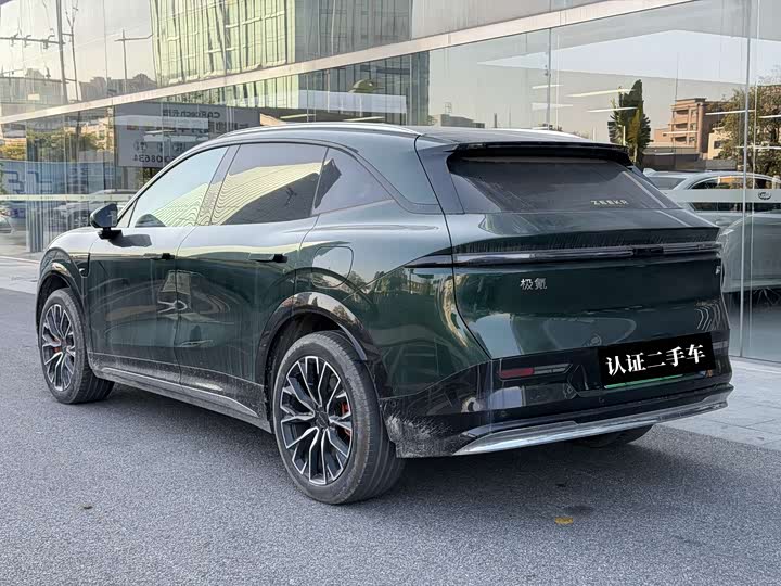 Фото 4 - Zeekr 7X