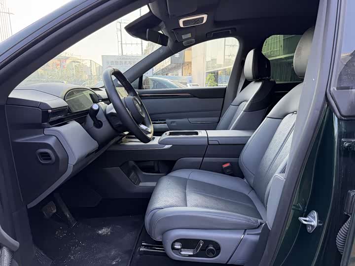 Фото 8 - Zeekr 7X