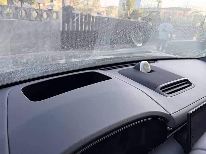 Фото 9 - Zeekr 7X